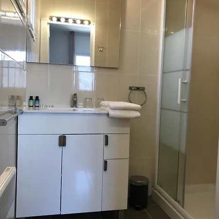 فيلة Devant La Et La De Pontaillac, 4chambres 2 A 8 Personnes *
