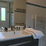 Villa Devant La Et La De Pontaillac, 4chambres 2 A 8 Personnes *