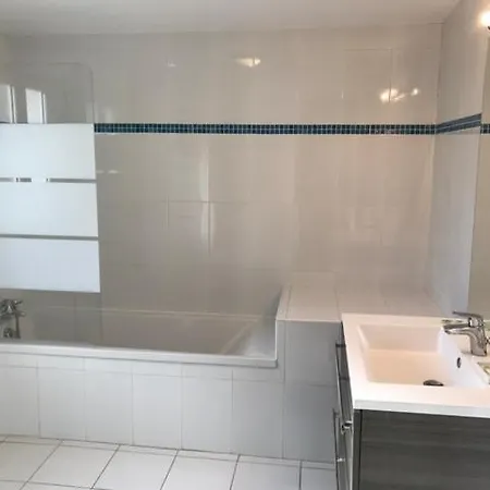 Vue Imprenable Sur La Mer, De Pontaillac, 4chambres 2 A 8 Personnes * Royan