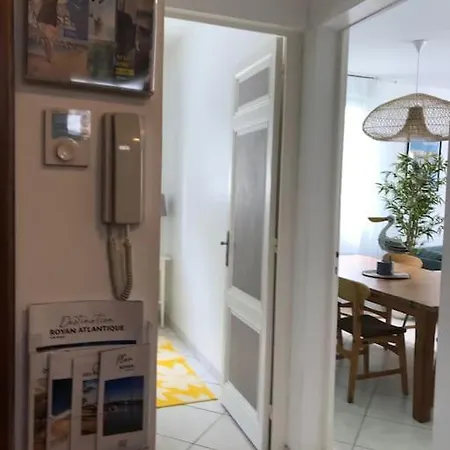 Vue Imprenable Sur La Mer, De Pontaillac, 4chambres 2 A 8 Personnes
