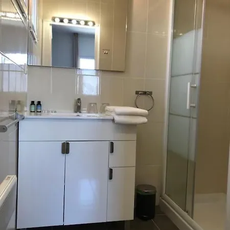 Vue Imprenable Sur La Mer, De Pontaillac, 4chambres 2 A 8 Personnes * Royan