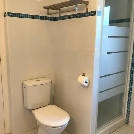 Devant La Et La De Pontaillac, 4chambres 2 A 8 Personnes