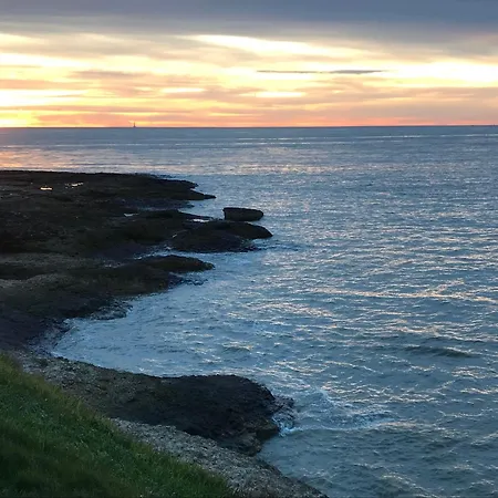 Vue Imprenable Sur La Mer, De Pontaillac, 4chambres 2 A 8 Personnes Royan
