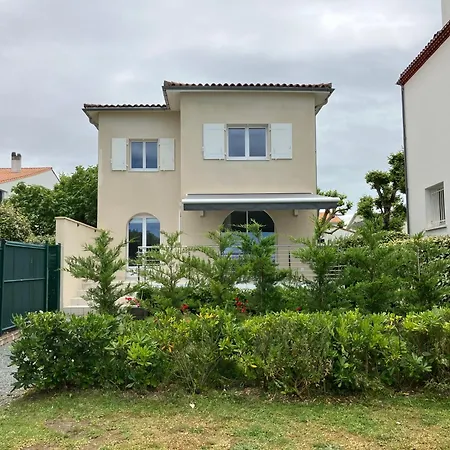 Vue Imprenable Sur La Mer, De Pontaillac, 4chambres 2 A 8 Personnes Villa *