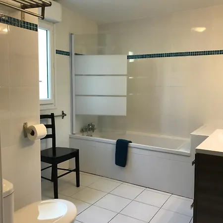 Vue Imprenable Sur La Mer, De Pontaillac, 4chambres 2 A 8 Personnes